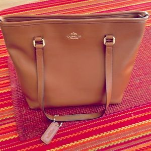Coach bag in great used condition.